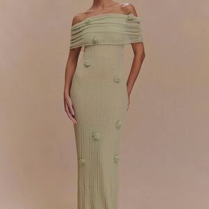 Meshki “Brynn” Orchid Knit Maxi Dress – Pastel Green (Size L)